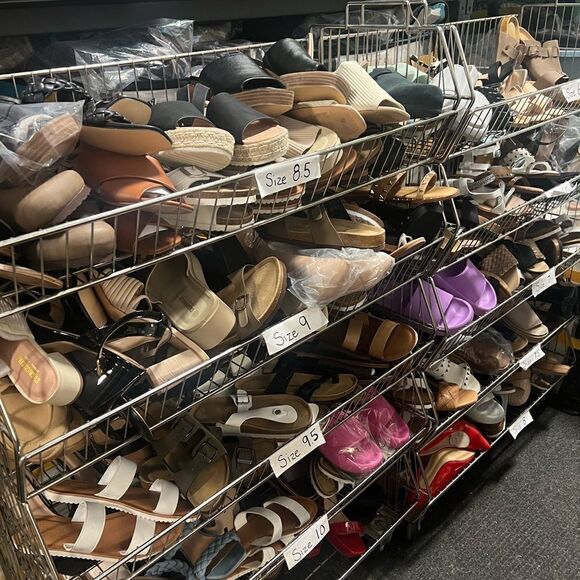 50 Pound Wholesale Lot Resellers:
New, Like New Condition, Sorted, Banded Pairs - Picture 1 of 15